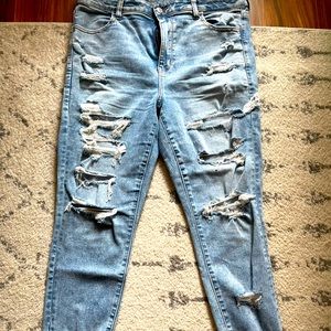 Women’s AE Jeans 16S